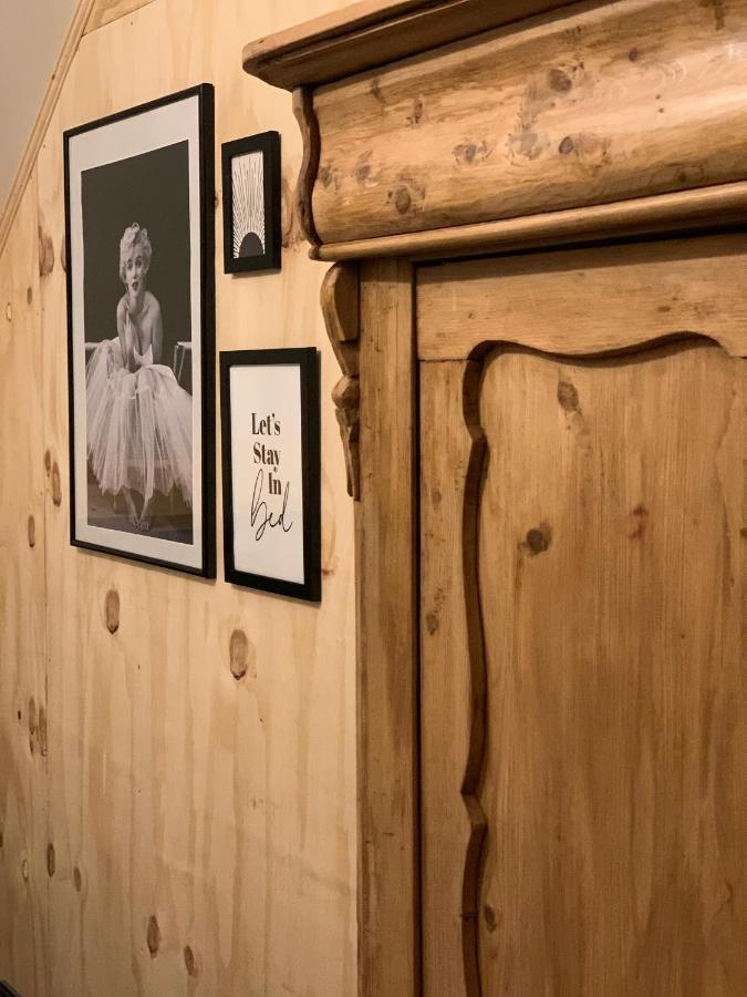 Вилла Tiny House Thuus Синт-Анналанд Экстерьер фото