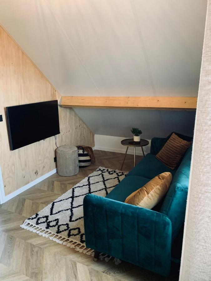 Вилла Tiny House Thuus Синт-Анналанд Экстерьер фото