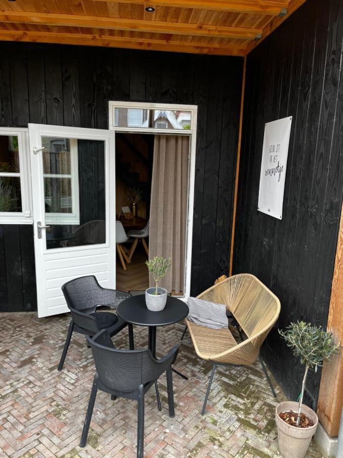 Вилла Tiny House Thuus Синт-Анналанд Экстерьер фото