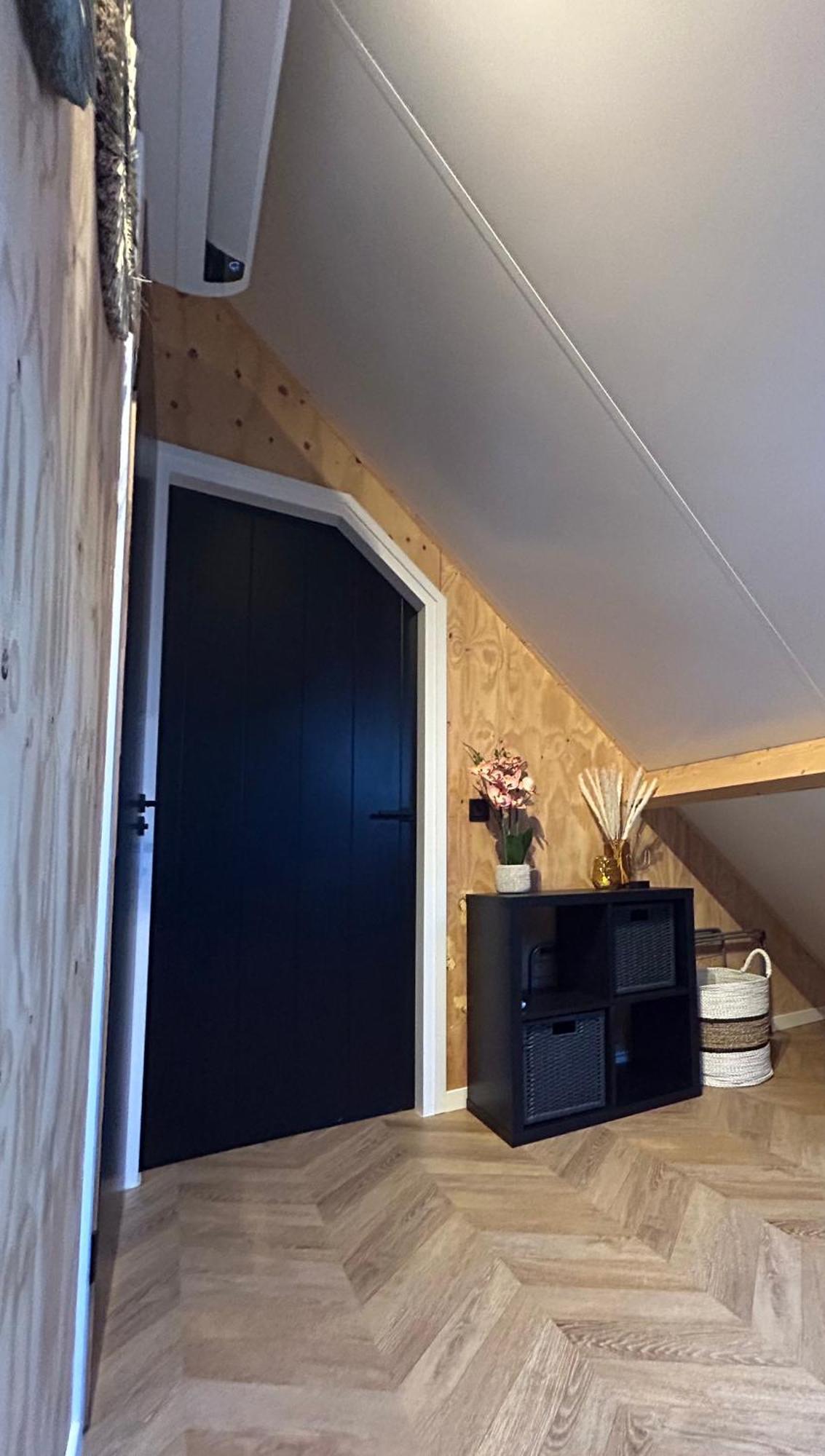 Вилла Tiny House Thuus Синт-Анналанд Экстерьер фото